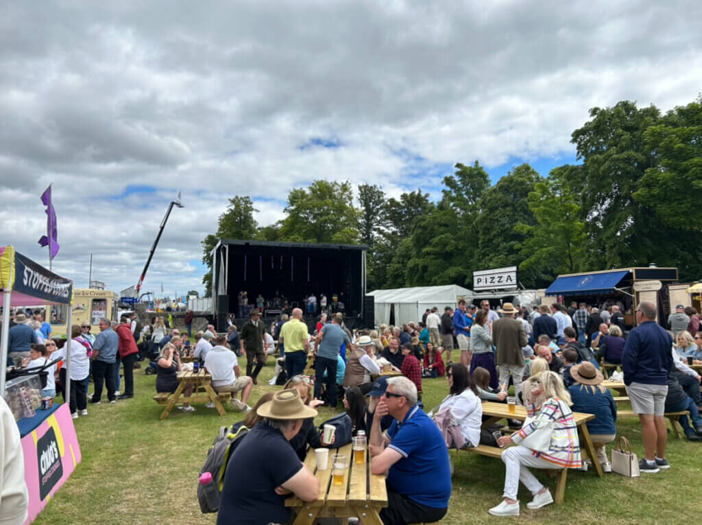 Best Month to Visit Edinburgh